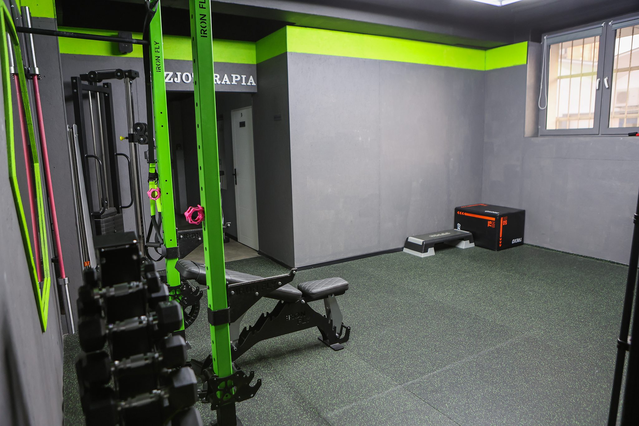 Sala treningowa przy gabinecie fizjoterapii – Fit&Fizjo Studio